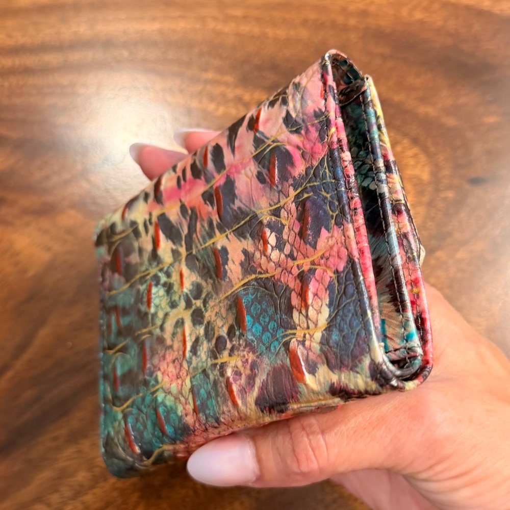 BRAHMIN Veronica SHAPESHIFTER Melbourne Genuine Leather Trifold Wallet NWOT - Picture 7 of 17